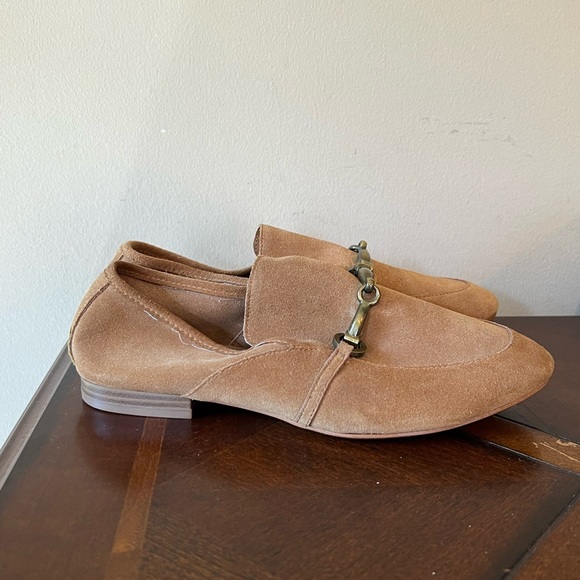 Lord & Taylor 424 Fifth Gabby Tan Suede Leather Loafers Horsebit Slipon 6/36 - Picture 3 of 15